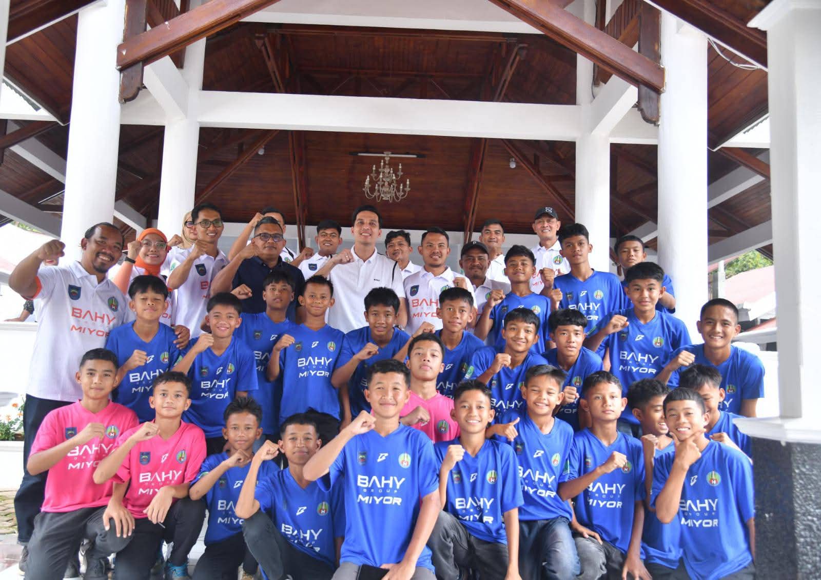 Wali Kota  Sawahlunto Apresiasi  Prestasi PS Gas U.13 di Piala Suratin