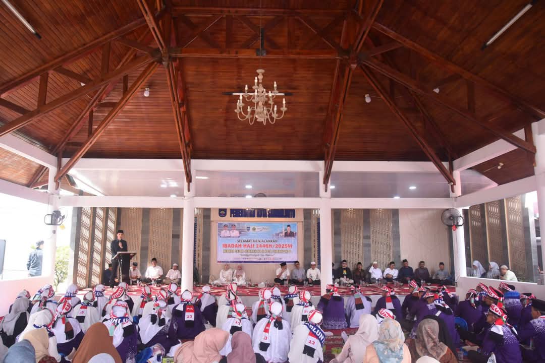 Wali Kota Sawahlunto Lepas Keberangkatan 51 Calon Jemaah Haji Tahun 2025