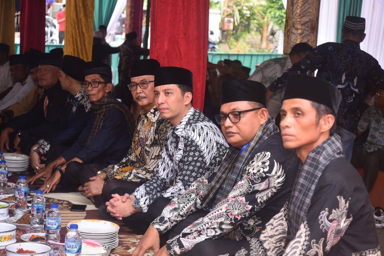 Wali Kota Sawahlunto Riyanda Putra bersama Wakil Wali Kota Jeffry Hibatullah hadiri  halal bi halal suku Payobadar IV Kenagarian Kolok