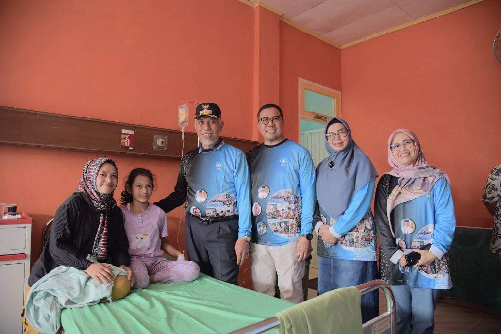 RSUD Sawahlunto dipilih oleh Ikatan Alumni SMAN 1 Landbouw Bukittinggi sebagai tempat bakti sosial operasi bibir sumbing Se Sumatera Barat