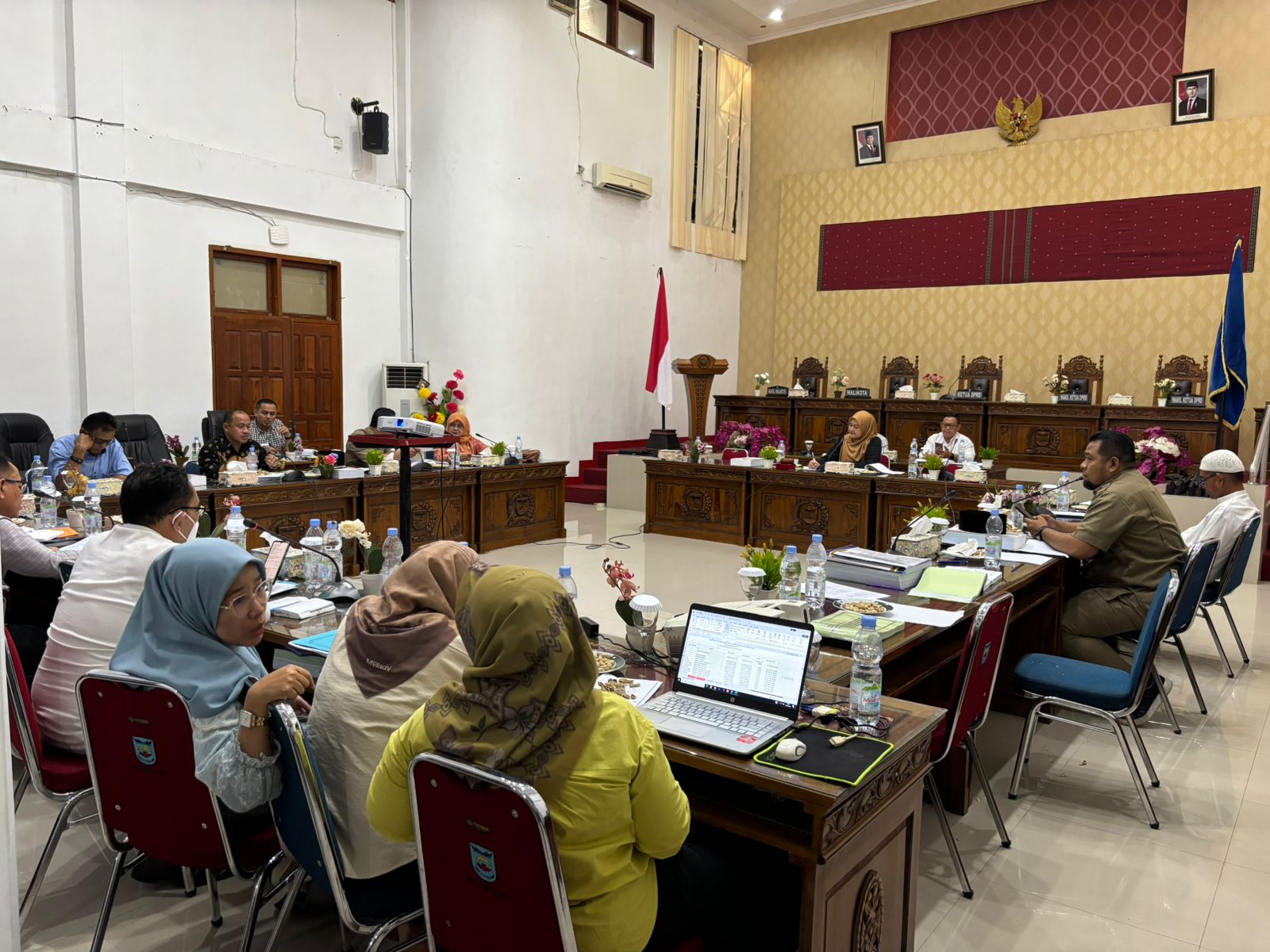 DPRD Kota Sawahlunto Gelar Rapat Pembahasan Ranperda Pertanggungjawaban Pelaksanaan  APBD Kota Sawahlunto Tahun 2025