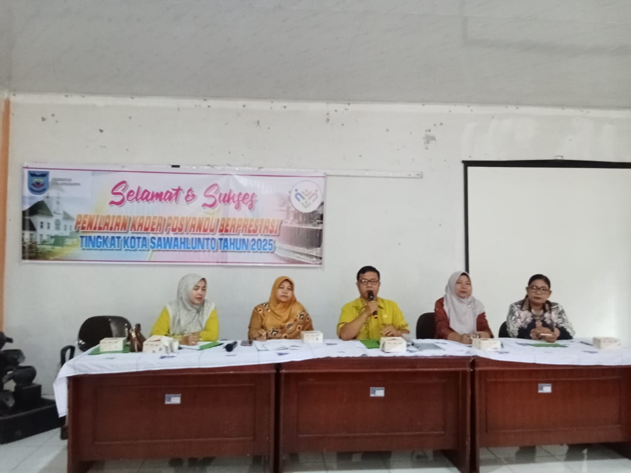 Penilaian tahap awal Lomba Kader Posyandu Berprestasi Tingkat Kota Sawahlunto Tahun 2025