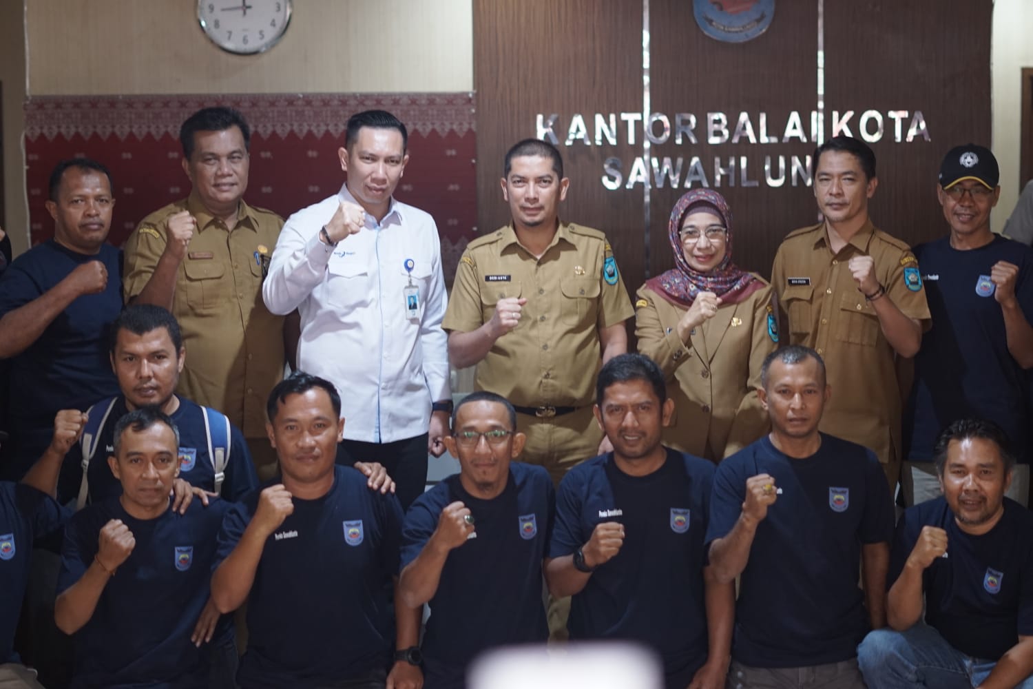 Tim sepak bola Korpri Sawahlunto turut serta memeriahkan Peringatan HUT RI oleh Pemprov Sumbar