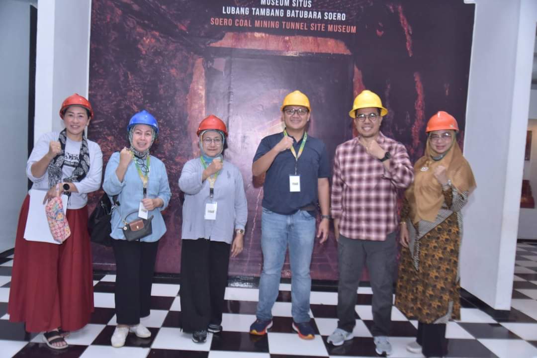 Deputi Bidang Kemaritiman dan Sumber Daya Alam Bappenas mengunjungi destinasi wisata kota tua di Kota Sawahlunto