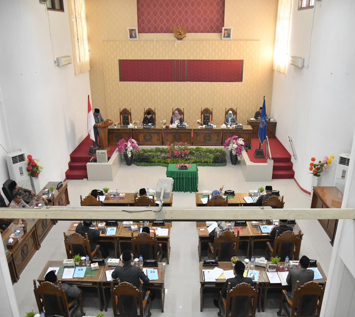 Lima Fraksi DPRD Kota Sawahlunto Sampaikan Pendapat Akhir Tentang Ranperda APBD 2025.