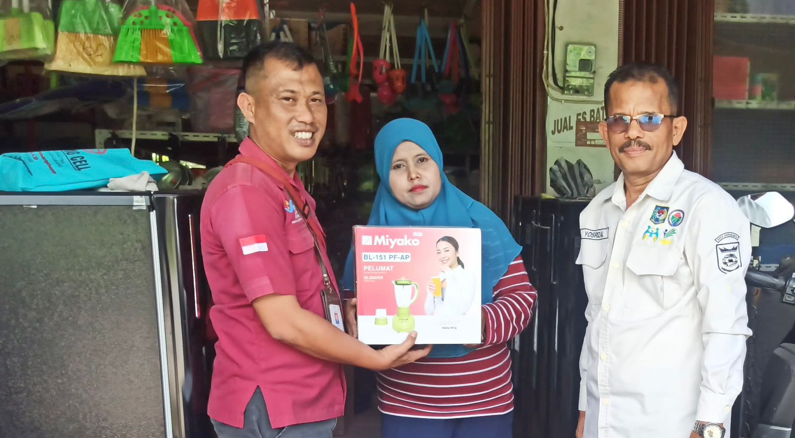 Penyaluran Bantuan PENA (Pahlawan Ekonomi Nusantara) tahap III tahun 2024 dari Kementerian Sosial RI di Kota Sawahlunto