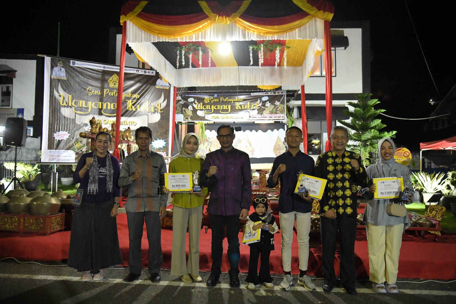 Pj Sekretaris Daerah Kota Sawahlunto Ezeddin Zain, SH, ME ikuti kegiatan pementasan seni pertunjukan wayang kulit