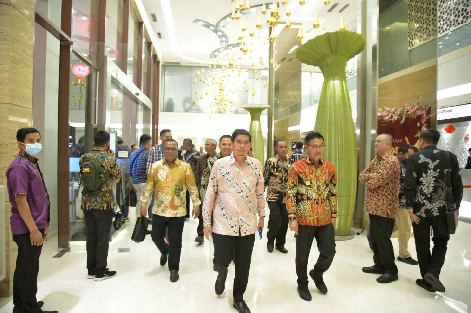 Wali Kota Sawahlunto Hadiri Pisah Sambut Danrem 032/Wirabraja