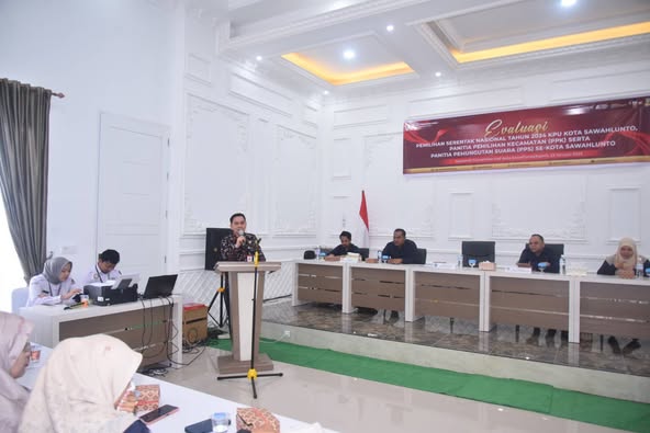 Rapat  evaluasi Pilkada Kota Sawahlunto