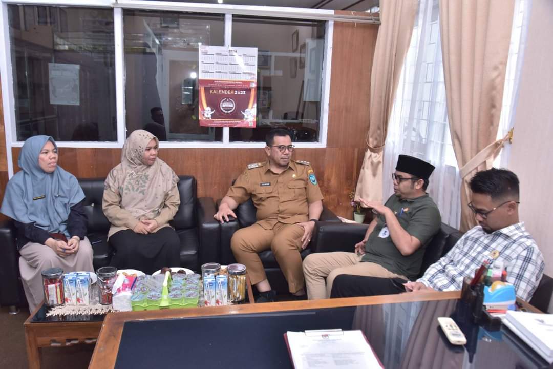 Pj. Wali Kota Sawahlunto Lakukan Kunjungan ke Kantor KPUD Kota Sawahlunto: Aktif Bergerak Menjalin Sinergi dan Mendukung KPU