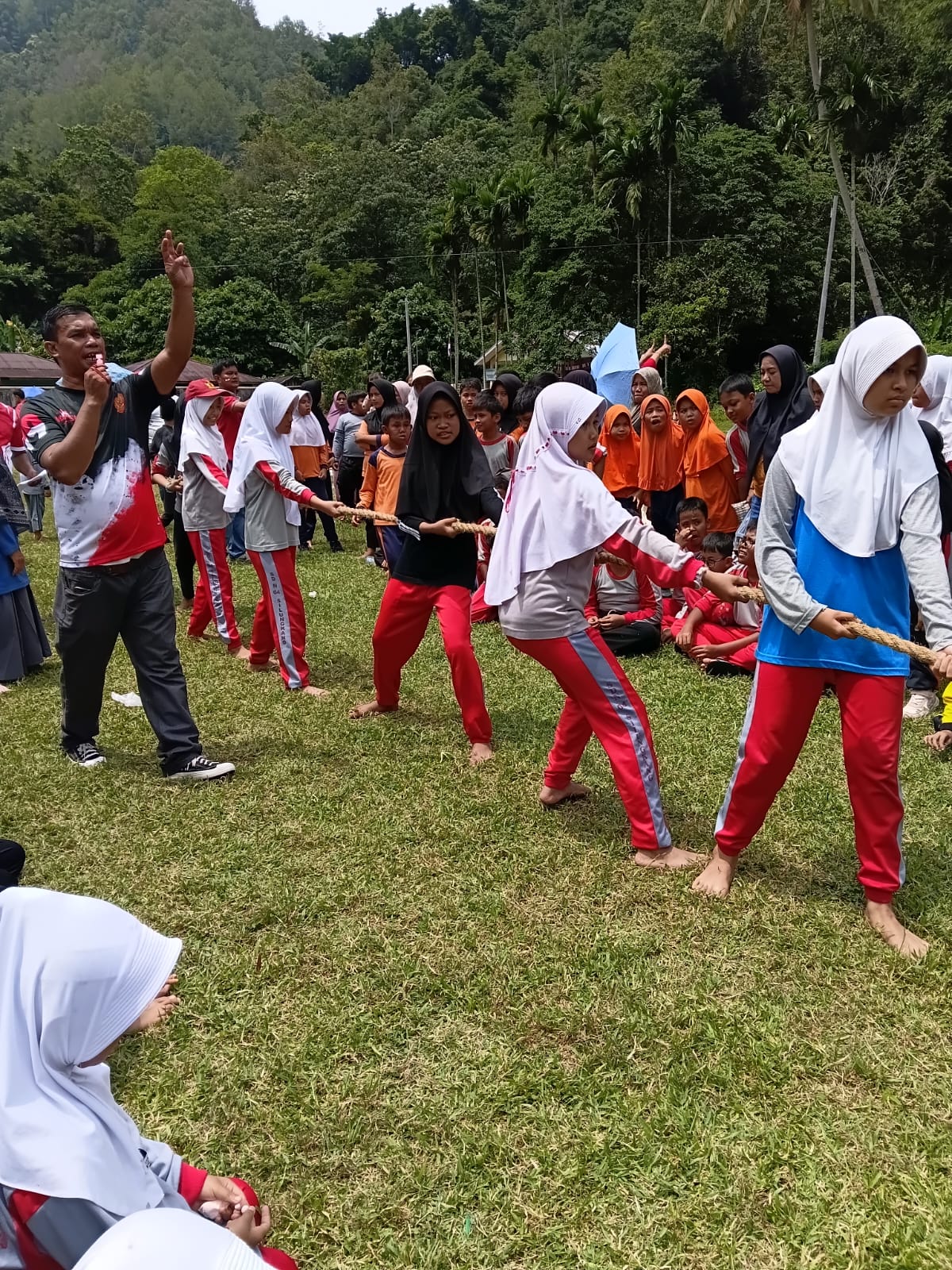 PGRI Kecamatan Silungkang Gelar Berbagai Lomba Dalam Rangka HUT ke 81 Kemerdekaan RI