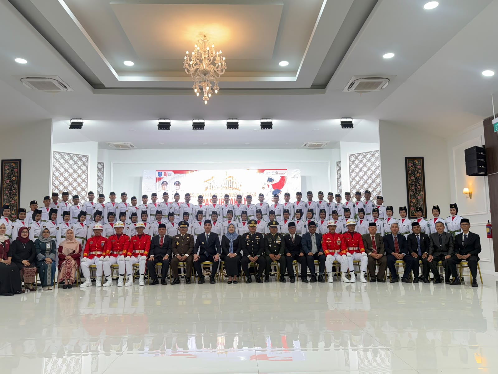 67 Siswa Dikukuhkan Sebagai Paskibraka Kota Sawahlunto Tahun 2026