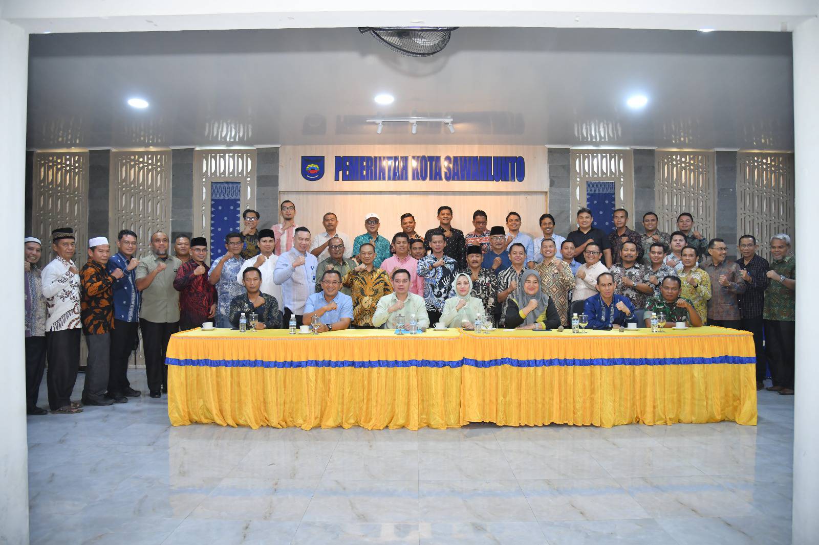 Rapat koordinasi mengenai transisi kepemimpinan pasca pelantikan kepala daerah terpilih