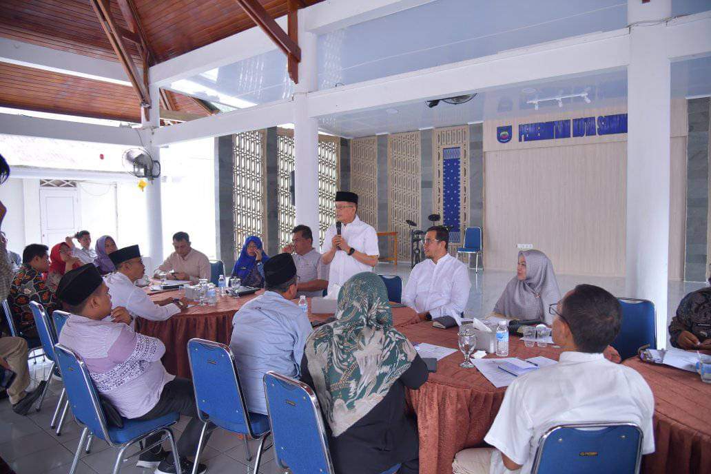 Kepala Desa Sampaikan Informasi Terbaru dalam Pertemuan dengan PJ Wali Kota