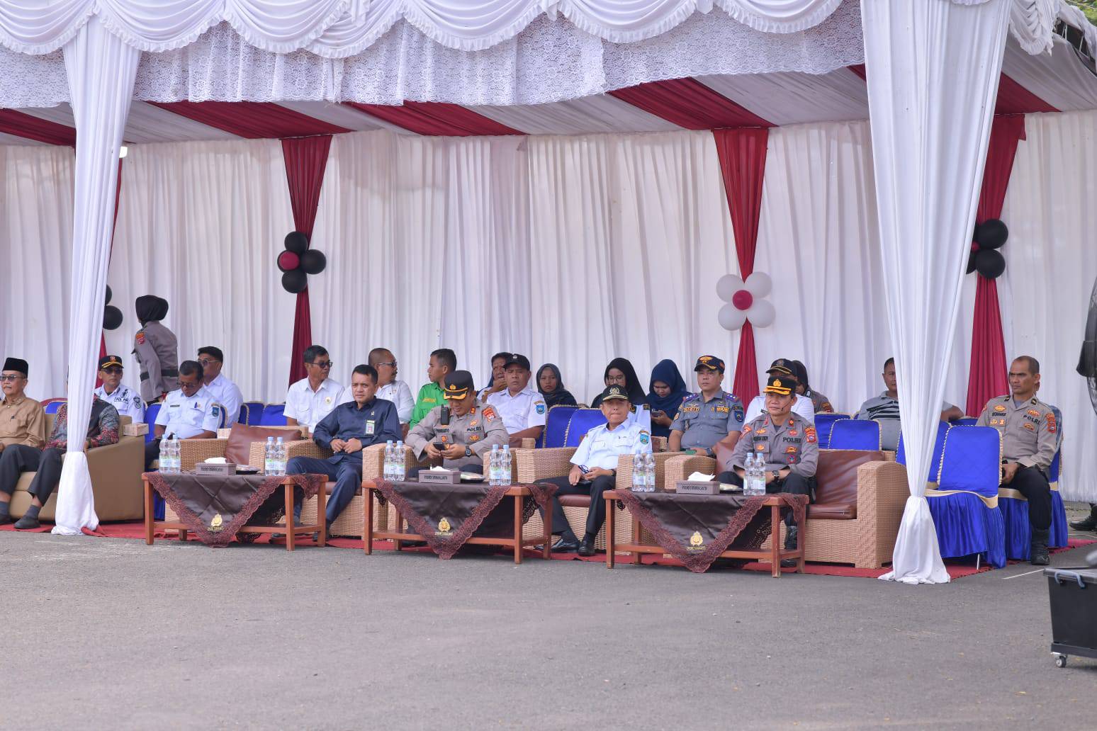 Penjabat Sekretaris Daerah Kota Sawahlunto Drs. Irzam, K. MM, ikuti kegiatan simulasi pengaman Pilkada serentak di Kandi