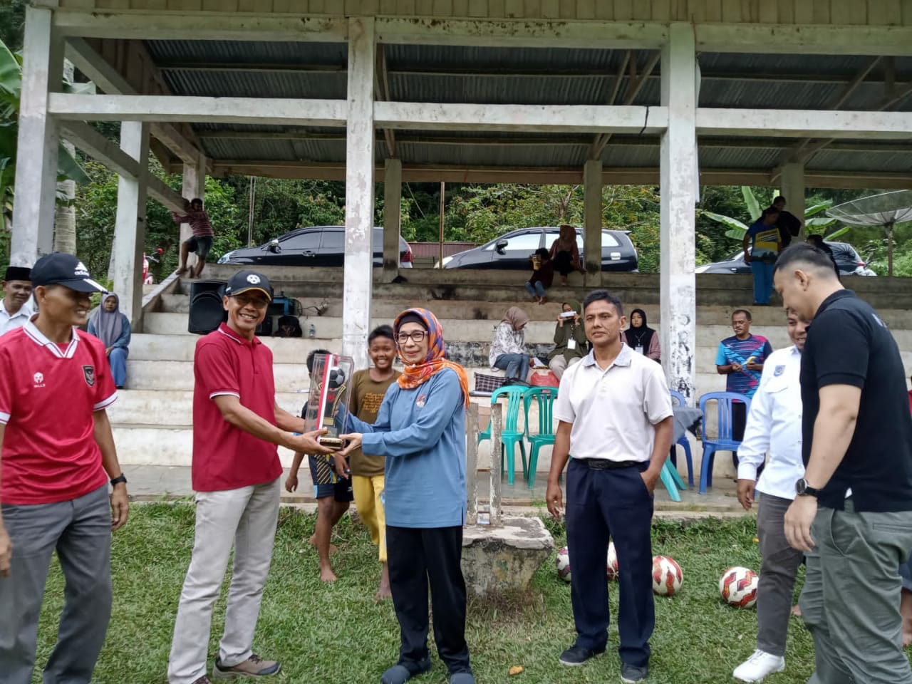 Desa Muaro Kalaban Gelar Turnamen Sepak Bola U-40 dalam Perayaan HUT Kota Sawahlunto