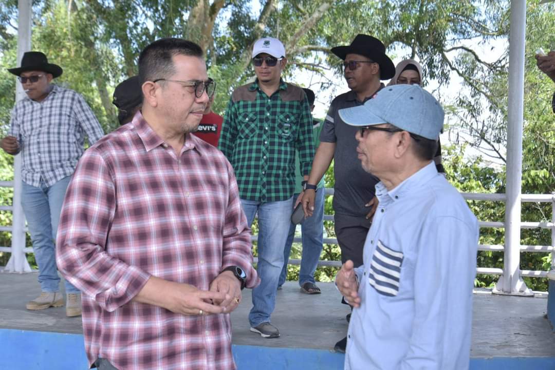 Pj Walikota  Sawahlunto Zefnihan , AP, MSi memantau secara langsung babak penyisihan Kejuaraan Nasional Pacuan Kuda Sawahlunto Derby 2023