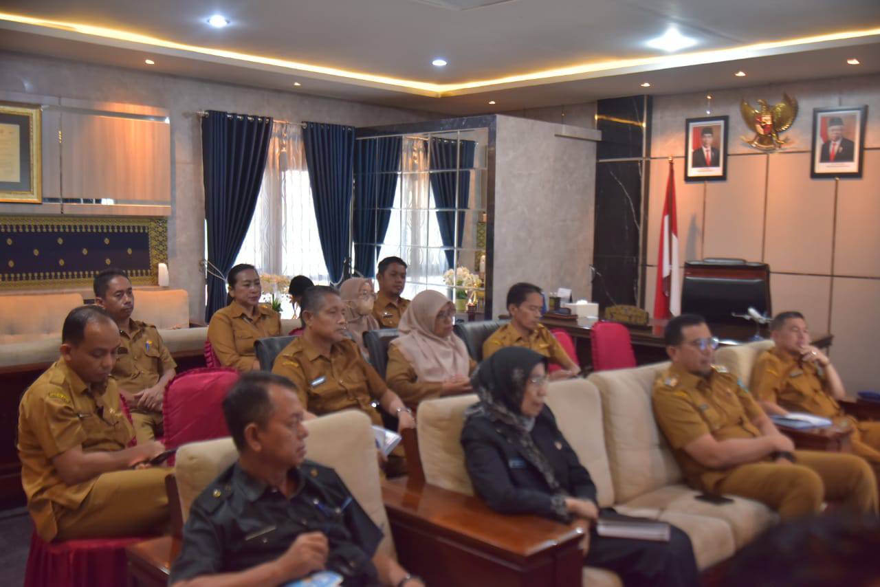 Pj Wali Kota Sawahlunto Dr. Zefnihan, AP, M.Si, ikuti pertemuan secara  online melalui zoom meeting dengan Dirjen Kebudayaan Kemendikbud