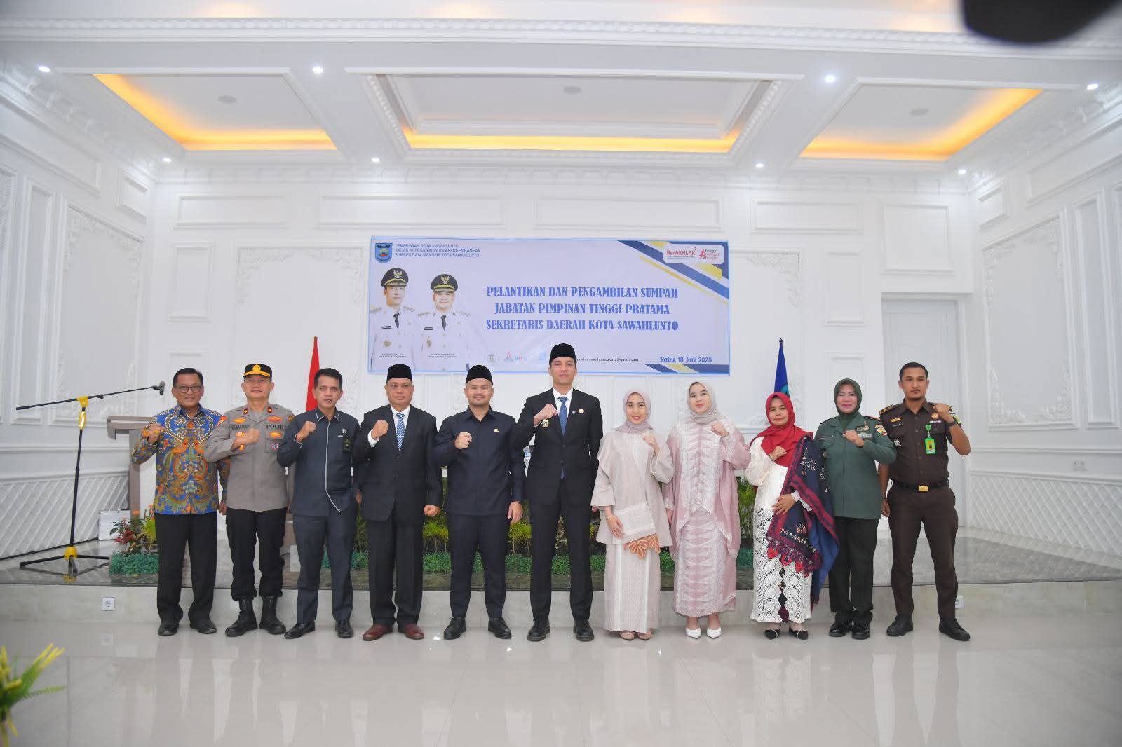 Rovanly Abdams Resmi Dilantik sebagai Sekda Kota Sawahlunto