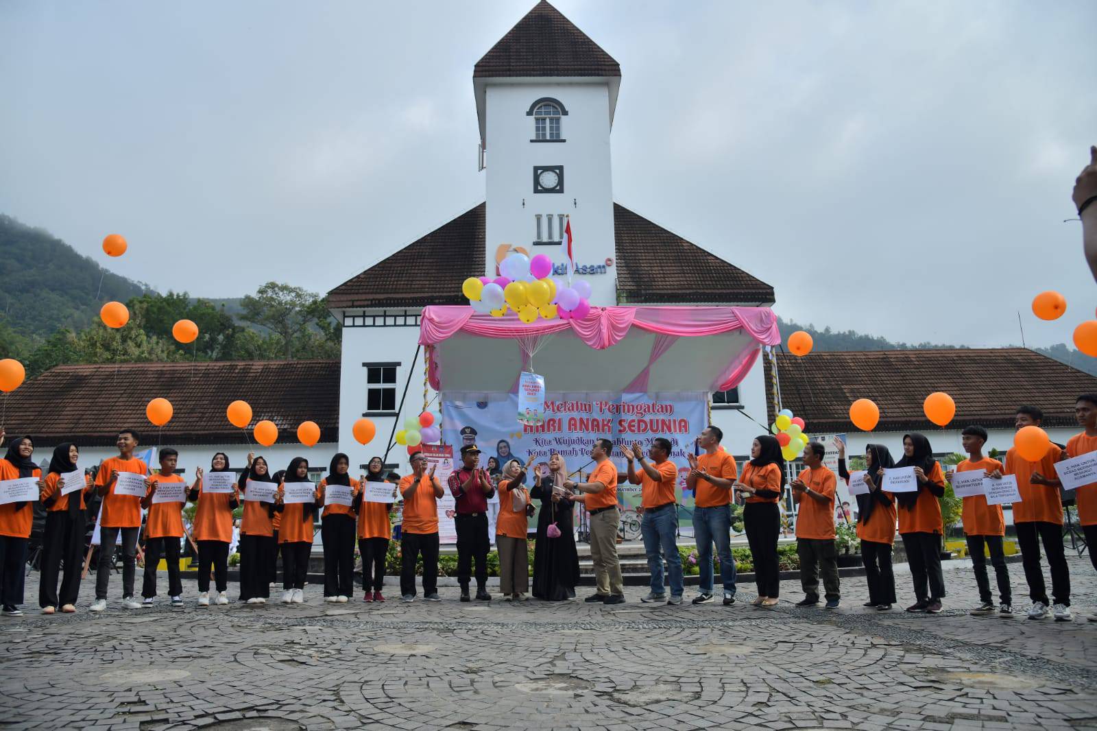 Pemko Sawahlunto melaksanakan program Desa Ramah Perempuan dan Peduli Anak.