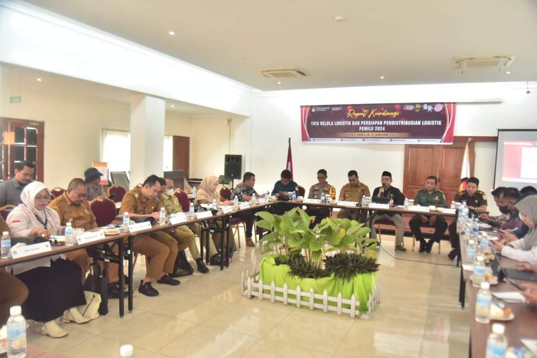 Rapat Koordinasi Tata Kelola Logistik Pemilu tahun 2024 diadakan, Pj Walikota Zefnihan 'harus adanya  sinergi semua pihak"