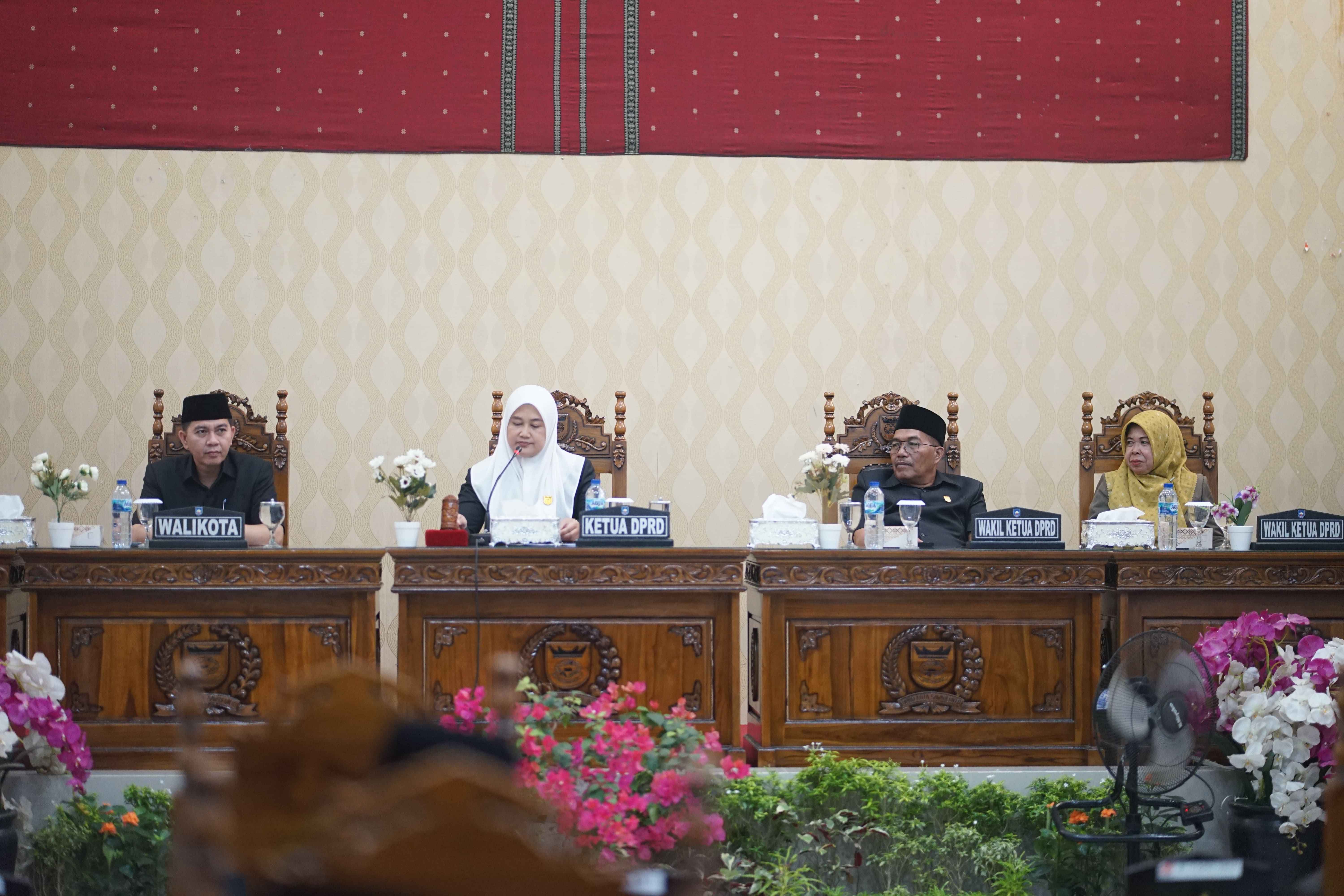 PJ. Wali Kota Sawahlunto sampaikan Nota Jawaban atas Pemandangan Umum FRAKSI-FRAKSI DPRD.