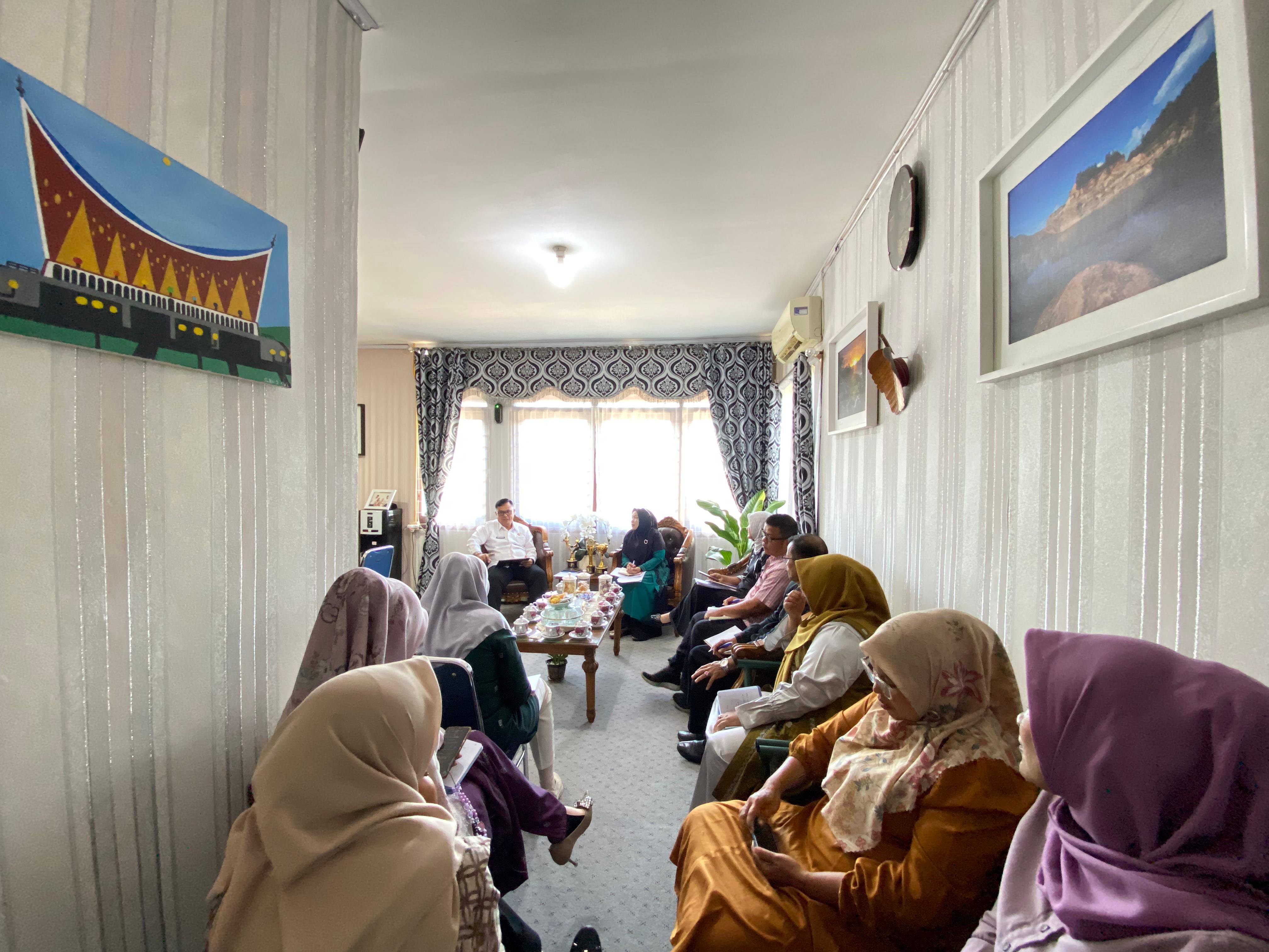 Rapat pimpinan dilingkungan dinsos pmdppa tgl 15 mei 2025