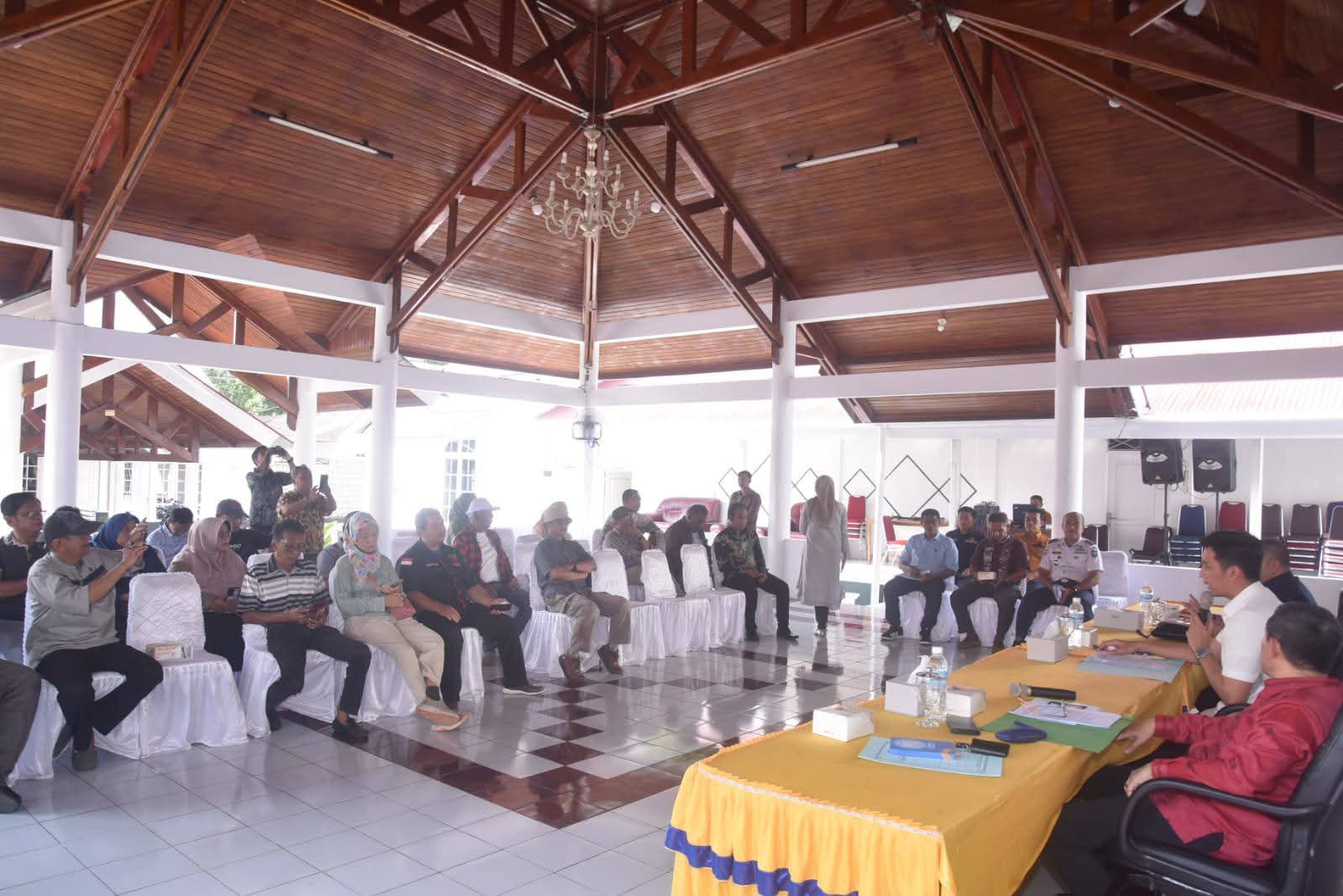 100 Hari Kepemimpinan, Wali Kota dan Wawako Sawahlunto Gelar Konferensi Pers Bersama Wartawan