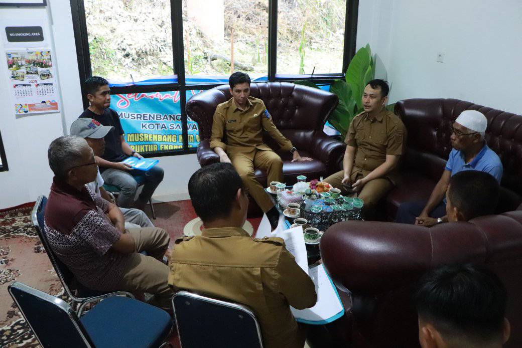 Wali Kota Sawahlunto Tinjau Lokasi Rencana Pembangunan Mushalla di Kantor Camat Silungkang