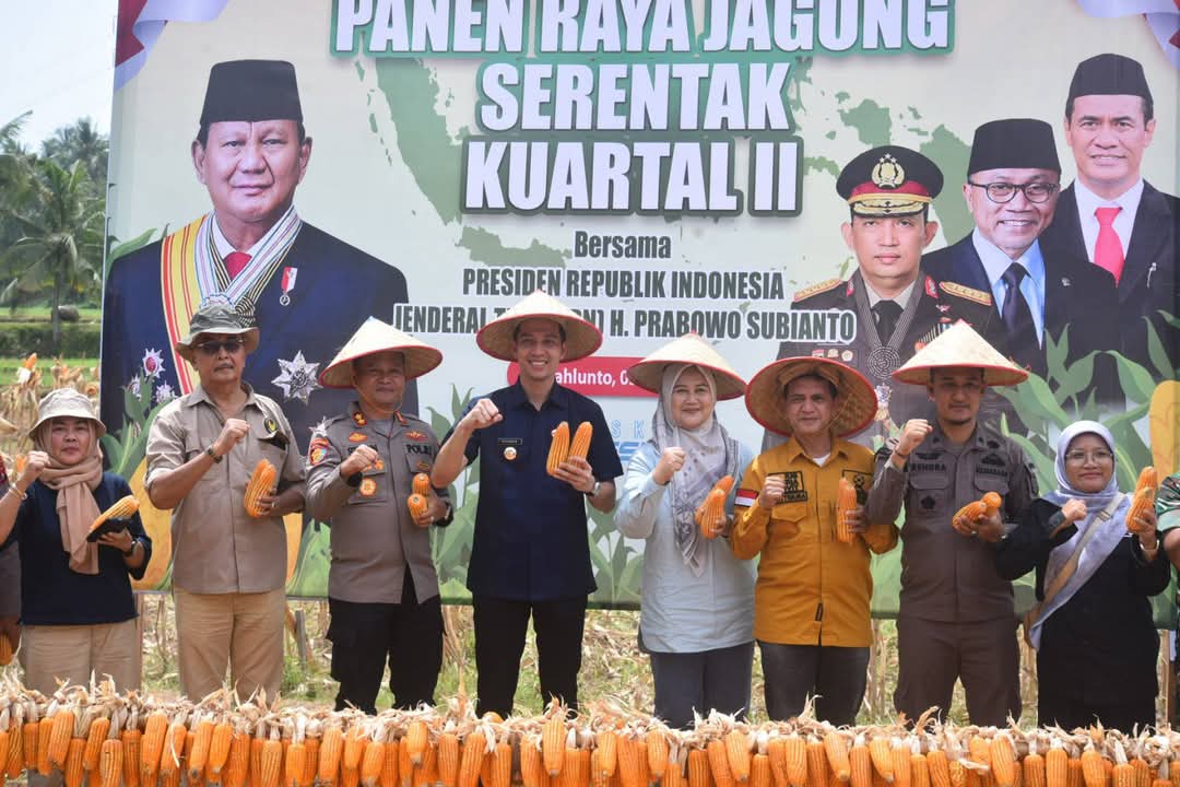 Wali Kota Sawahlunto Dampingi Kapolres pada Panen Raya Jagung Serentak Kuartal II
