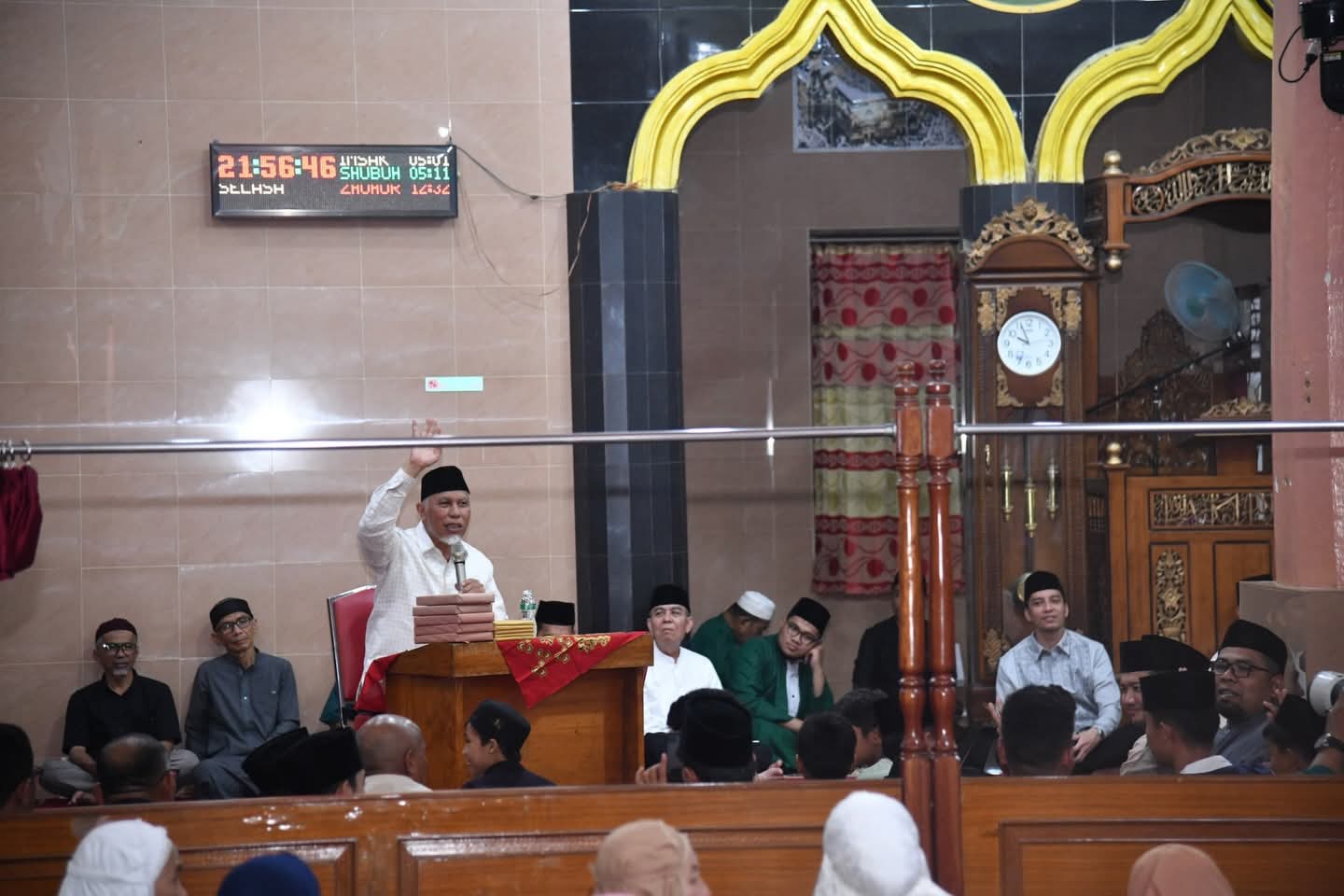 Gubernur Sumatera Barat Lakukan Kunjungan Safari Ramadhan Provinsi Sumbar ke Mesjid Agung Nurul Islam Kota Sawahlunto
