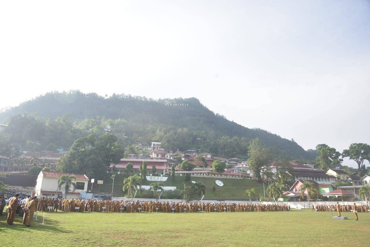 Wawako Sawahlunto Tekankan Penguatan Etos Kerja ASN dalam Apel Gabungan