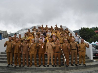 Kunjungan Pj Wali Kota Fauzan Hasan  beserta jajaran ke terminal pasar Kota Sawahlunto yang baru direnovasi