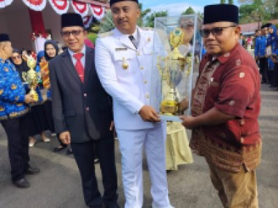 BUMDes Saiyo Lumindai Raih Penghargaan BUMDes Berprestasi Tingkat Provinsi Sumbar 2025