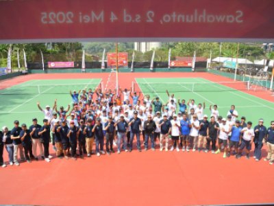 Wali Kota Sawahlunto Buka Turnamen Tenis Eksekutif HUT ke-44 PTBA Ombilin