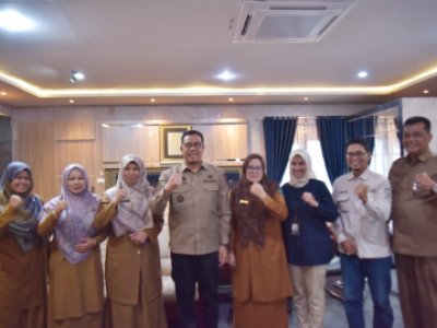 Penjabat (Pj) Wali Kota Sawahlunto, Dr. Zefnihan, AP, M.Si, ikuti Wawancara Penilaian Anugerah Penghargaan Jaminan Sosial Ketenagakerjaan (Paritrana) Provinsi Sumatera Barat Tahun 2024 secara daring