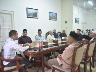 Wali Kota Terima Audiensi dari Pengurus Mesjid Agung Nurul Islam