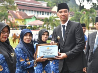 Wali Kota  Sawahlunto Pimpin Upacara Hari Kesaktian Pancasila  dan Hari Jadi Provinsi Sumatera Barat