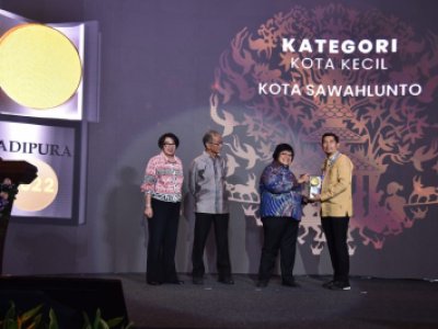 Bukti Keberhasilan Tata Kelola Kebersihan Lingkungan, Kota Sawahlunto Terima Piala Adipura Tahun 2022