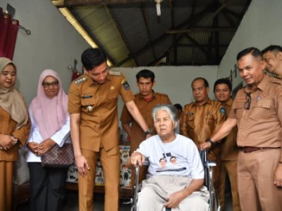 Pemko Sawahlunto Salurkan  Bantuan  Alat Bantu  Bagi Penyandang Disabilitas