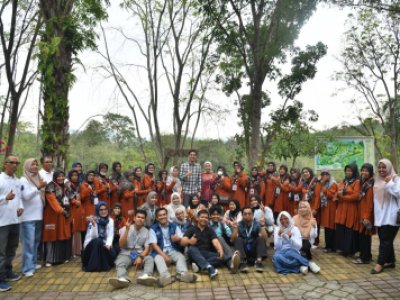 Wali Kota dan Ketua TP PKK  Audiensi dengan Sekolah Lansia La Sa Iyo Talawi Mudik