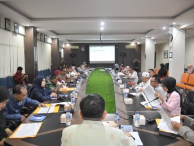 Rapat Koordinasi bersama Forkopimda dan jajaran pimpinan perangkat daerah terkait  hal termasuk persiapan debat publik kedua dan kampanye publik terbuka untuk Pilkada