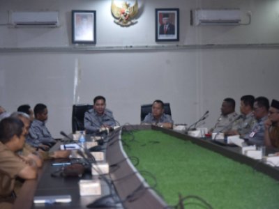 Rapat terbatas bersama sejumlah jajaran perangkat daerah untuk membahas tawaran kerja sama dari PT. Bukit Asam
