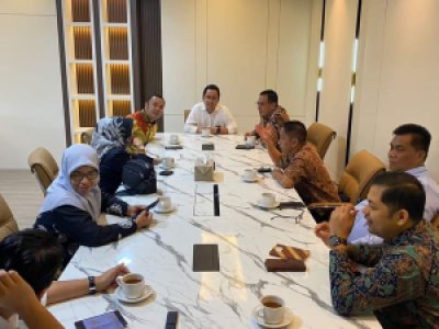 Pj Walikota Zefnihan , Ketua DPRD Kota Sawahlunto Ibu Eka Wahyu beserta  rombongan kunjungi  Kementerian PUPR RI di Jakarta