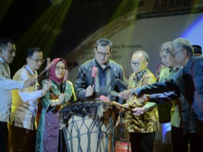 Pj. Wali Kota Sawahlunto Membuka Panggung Gelanggang Arang Sawahlunto