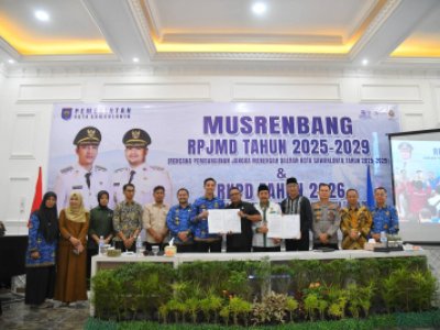 Wali Kota Sawahlunto pimpin Mus rembang RPJMD dan RKPD 2025 di Savannah Talawi