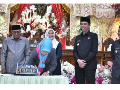 Wali Kota dan DPRD Sawahlunto Setujui Rancangan  APBD 2026 menjadi Perda