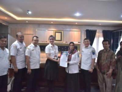 Sekda Kota Sawahlunto Dr. dr. Ambun Kadri , MKM dampingi Direktur BRINke Kota Sawahlunto