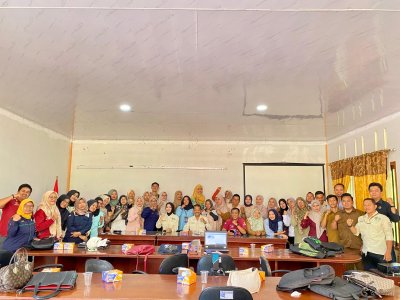 Evaluasi pelaksanaan kegiatan pemindahan peserta BPJS Kesehatan dan peningkatan kemampuan mengoperasikan aplikasi Siks-NG oleh PSM desa/kelurahan