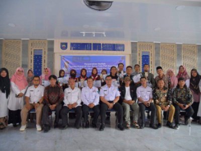 Penjabat (Pj) Wali Kota Sawahlunto Dr. Zefnihan, AP, MSi, mengapresiasi kegiatan lomba menulis dan fotografi yang diselenggarakan PWI Kota Sawahlunto dalam rangka memperingati Hari Pahlawan